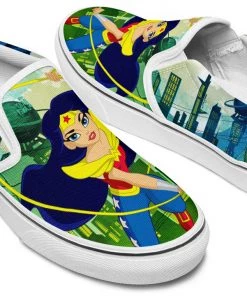 Kicks Wonder Woman DCSG Slip Ons